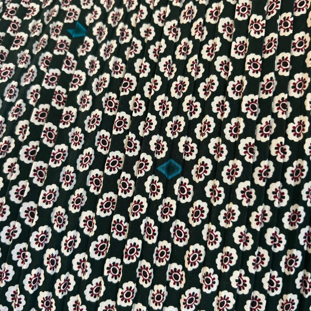 Maje Pleated Dress - Picture 5 of 5